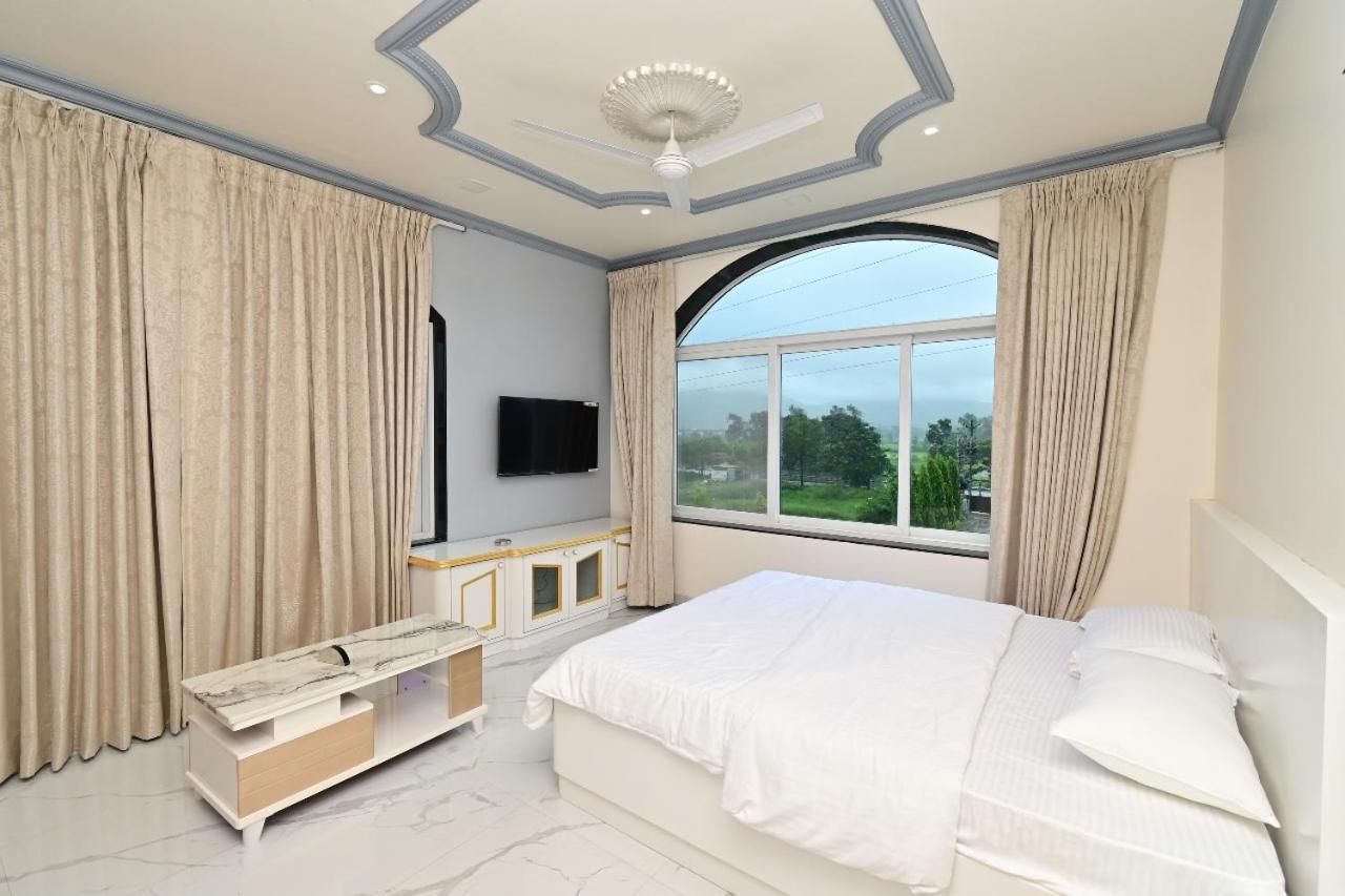 Vedika Garden Hotel Ambavna ภายนอก รูปภาพ